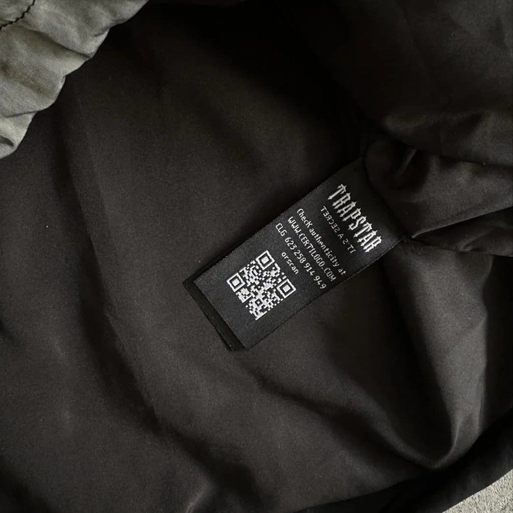 IRONGATE T CREST TRACKSUIT