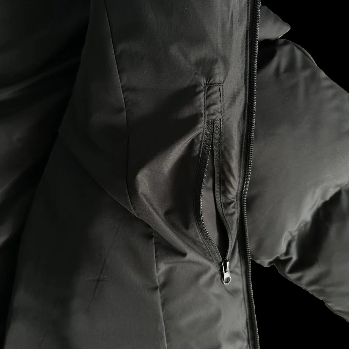 CORTEIZ IRONGATE COLLAR PUFFER JACKET
