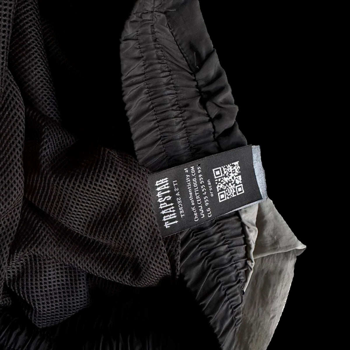 IRONGATE T CREST TRACKSUIT