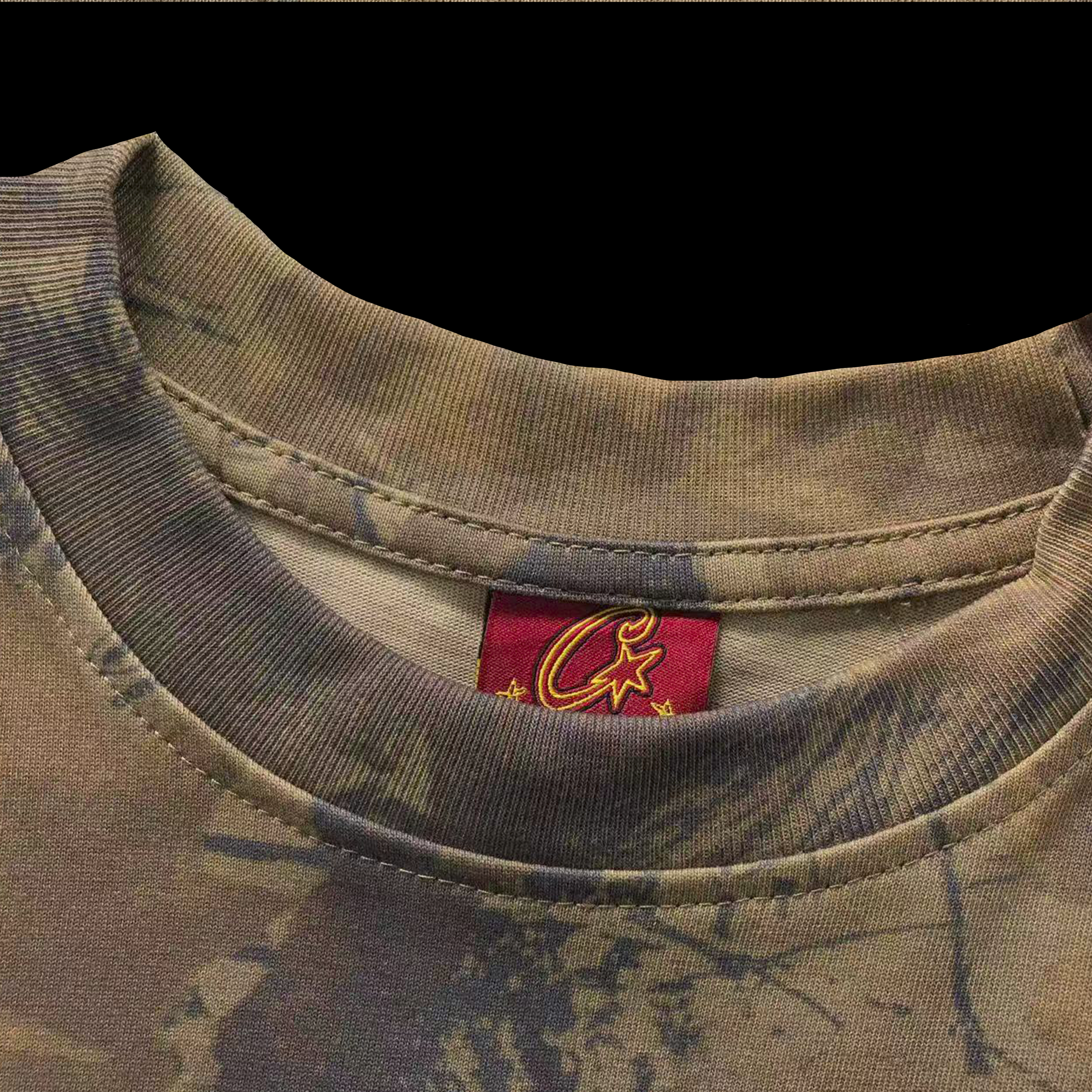 CORTEIZ ISLAND PUFF PRINT TEE (FOREST CAMO)