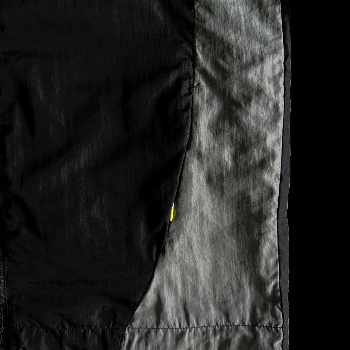 IRONGATE T CREST TRACKSUIT