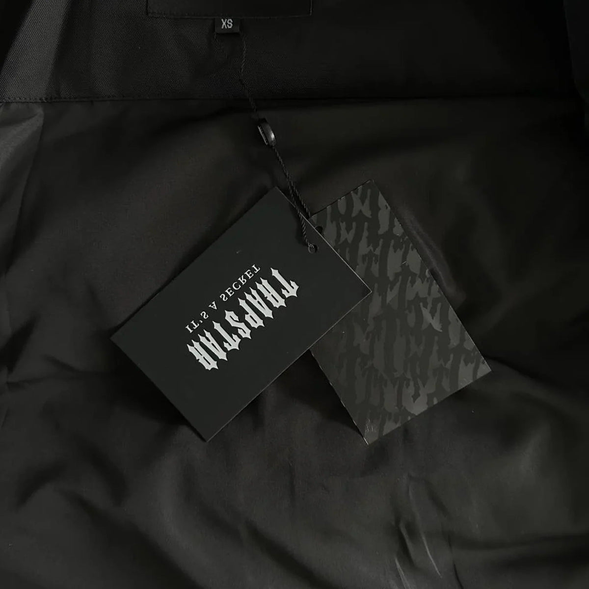DECODED PUFFER PUFFER JACKET (FW23)