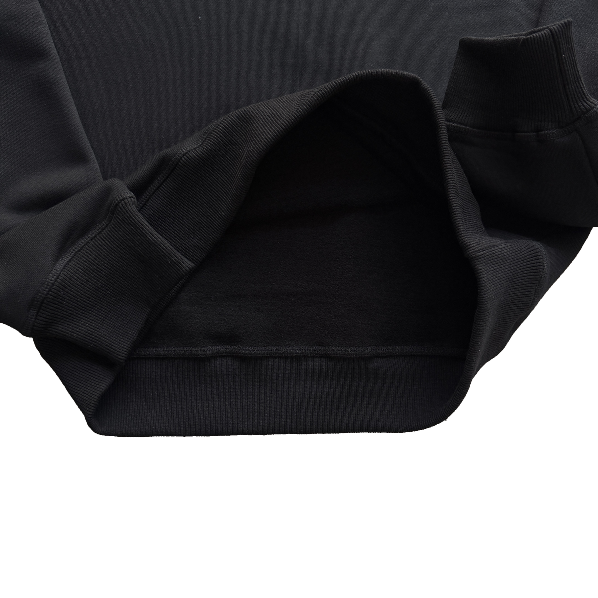 CORTEIZ MINI ISLAND CREWNECK (BLACK)