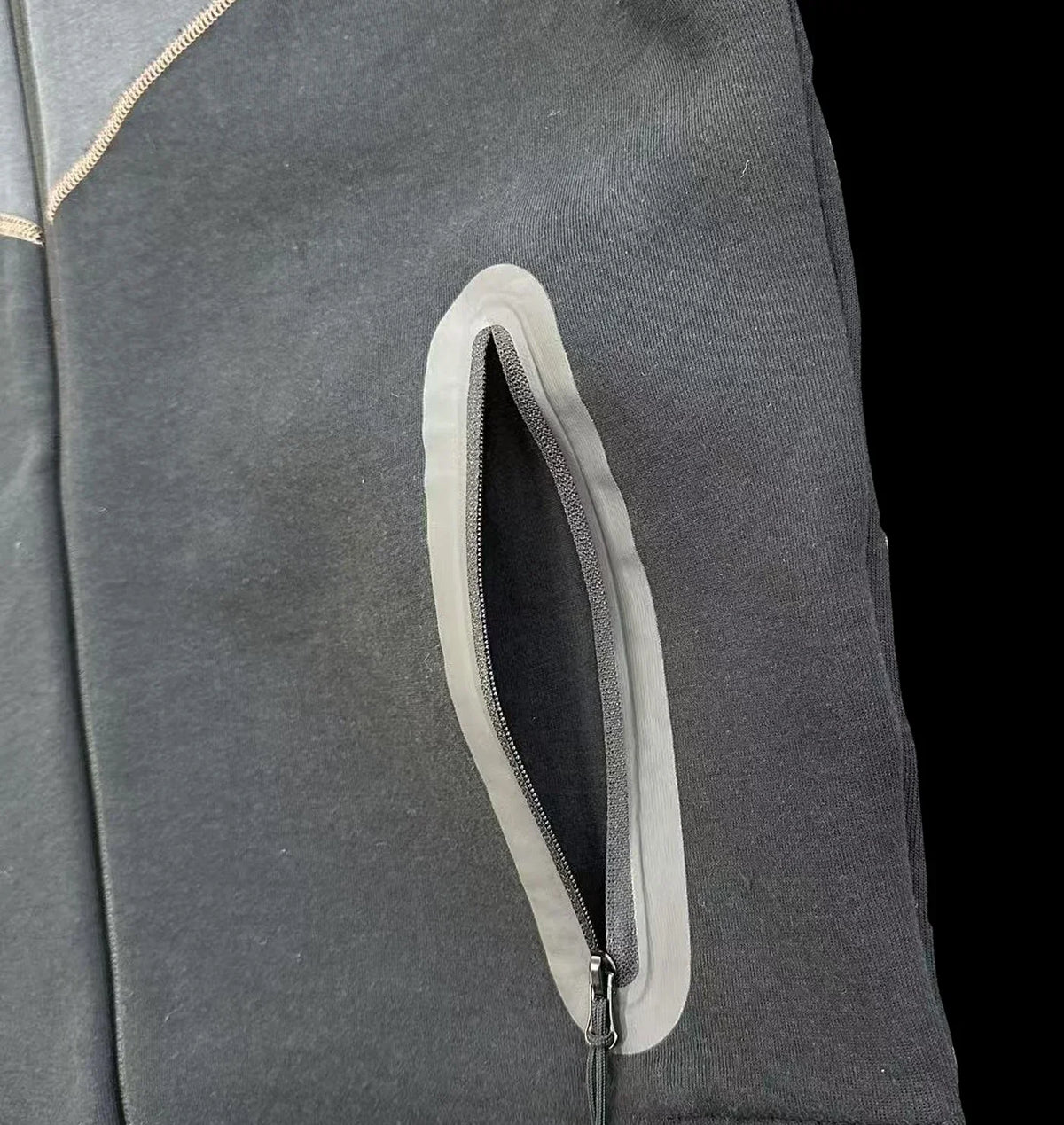 SYNA CENTRAL CEE X TECH FLEECE SET