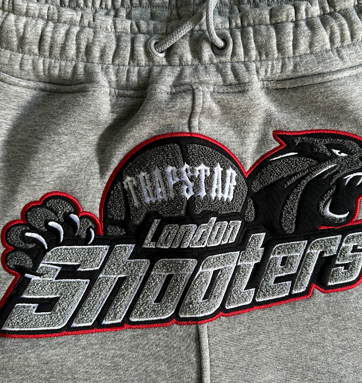 TEE & SHORTS SET (WHITE/GREY/RED)