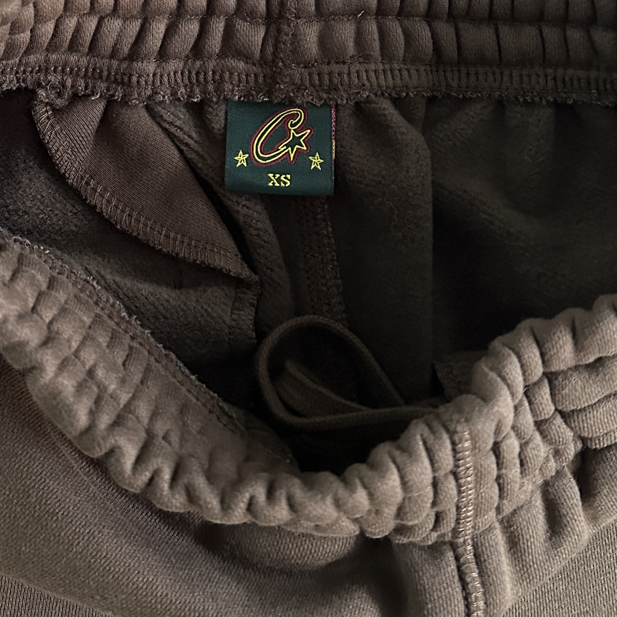 ISLAND PUFF PRINT ZIP TRACKSUIT (BROWN)