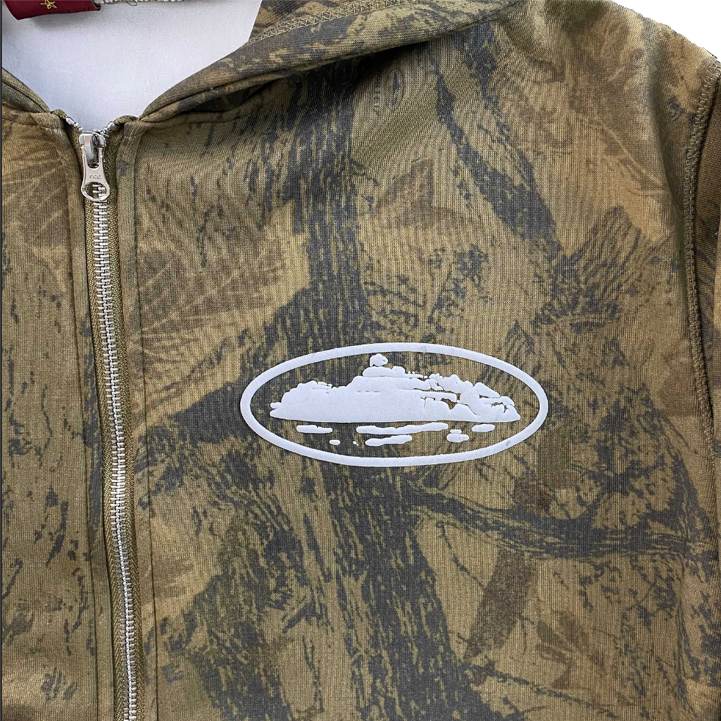 CORTEIZ ISLAND PUFF PRINT ZIP HOODIE (FOREST CAMO)