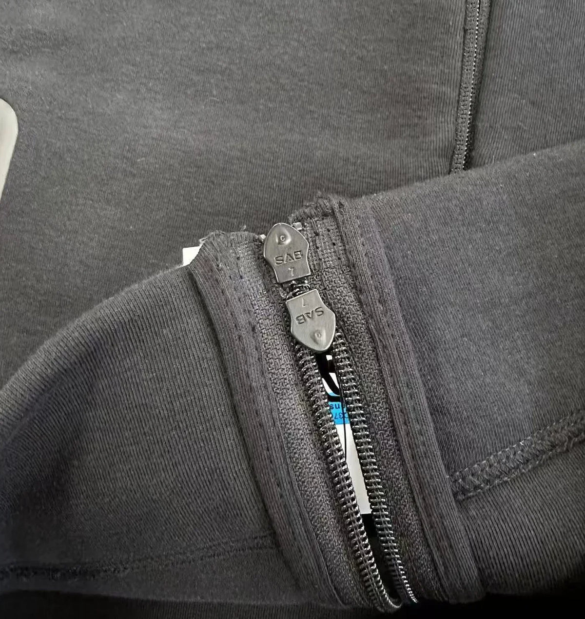 SYNA CENTRAL CEE X TECH FLEECE SET