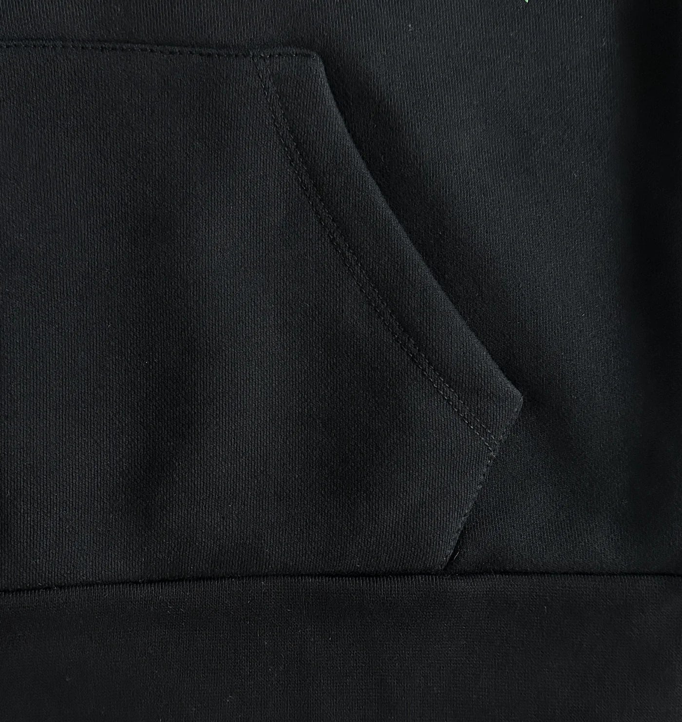 CREST PACK LOGO TRACKSUIT (BLACK)