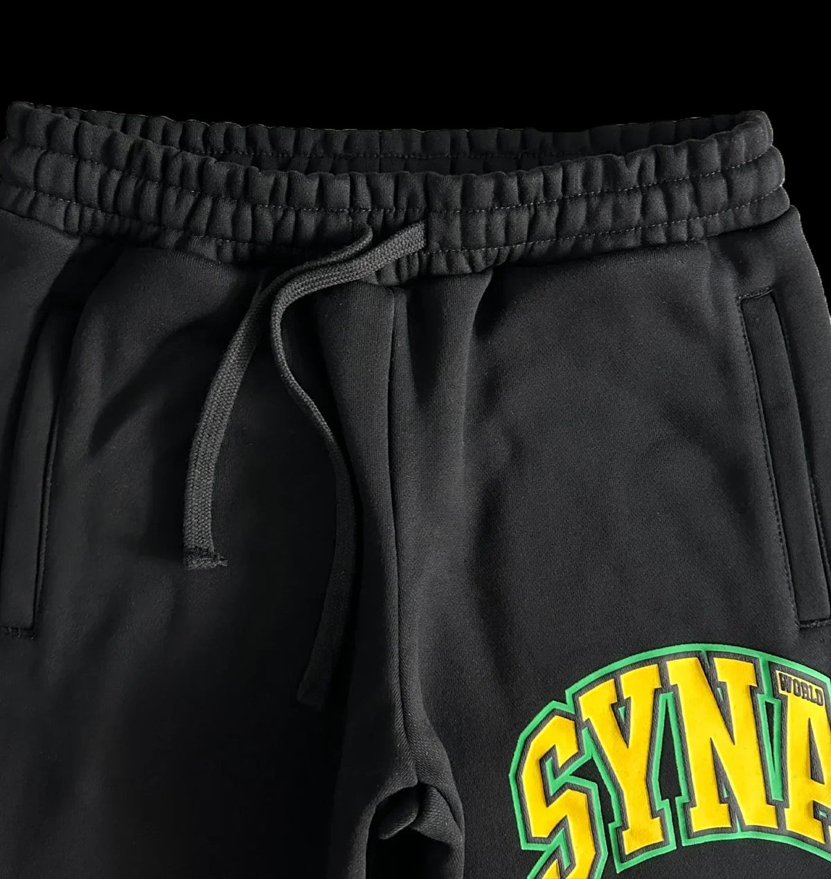 CREST PACK LOGO TRACKSUIT (BLACK)