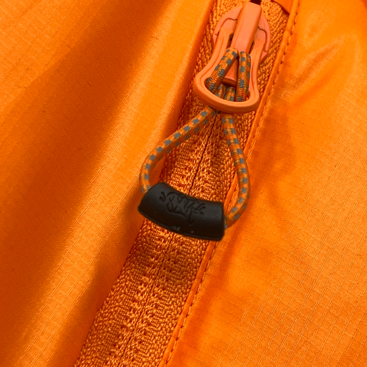 WAVE PUFFER JACKET (ORANGE)