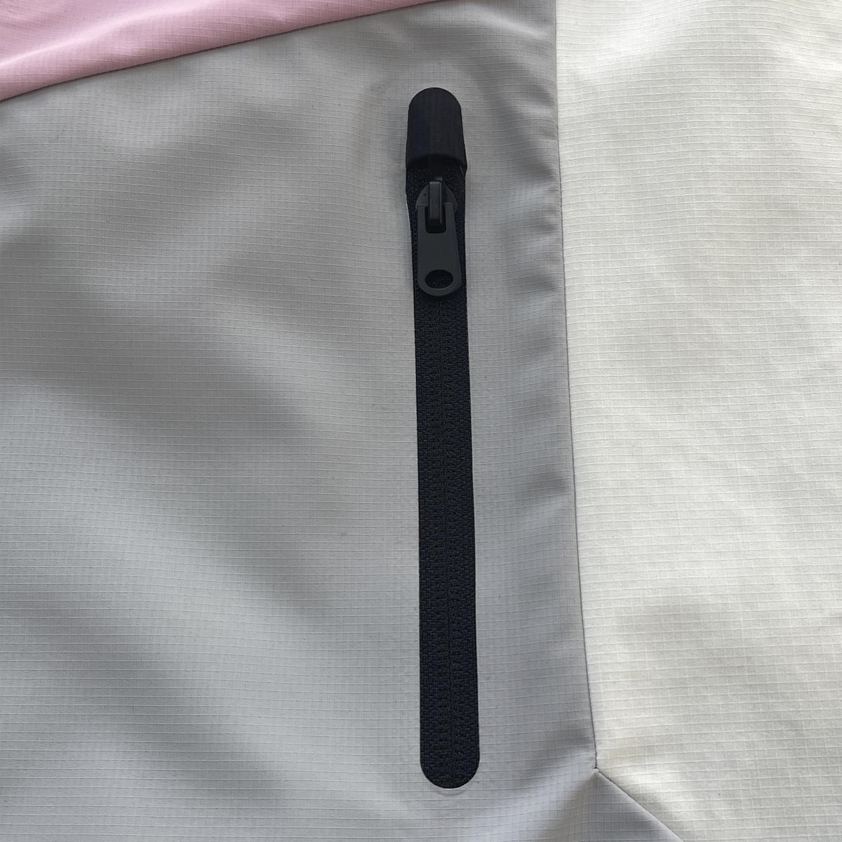 WORLD DYNAMIC TRACK JACKET - (GREY / PINK)